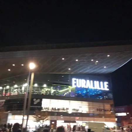 Centre Gare Europe Appartamento *