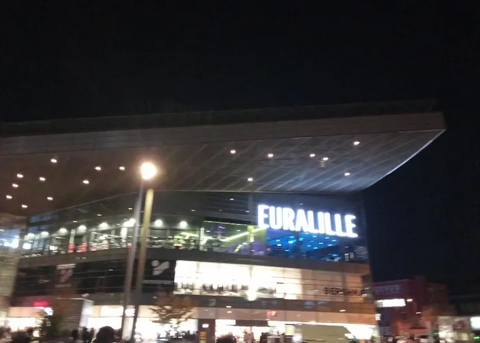 Centre Gare Europe Appartamento *